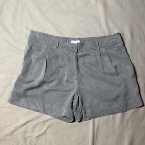 H&M Gray Casual Shorts with Pockets Size 14